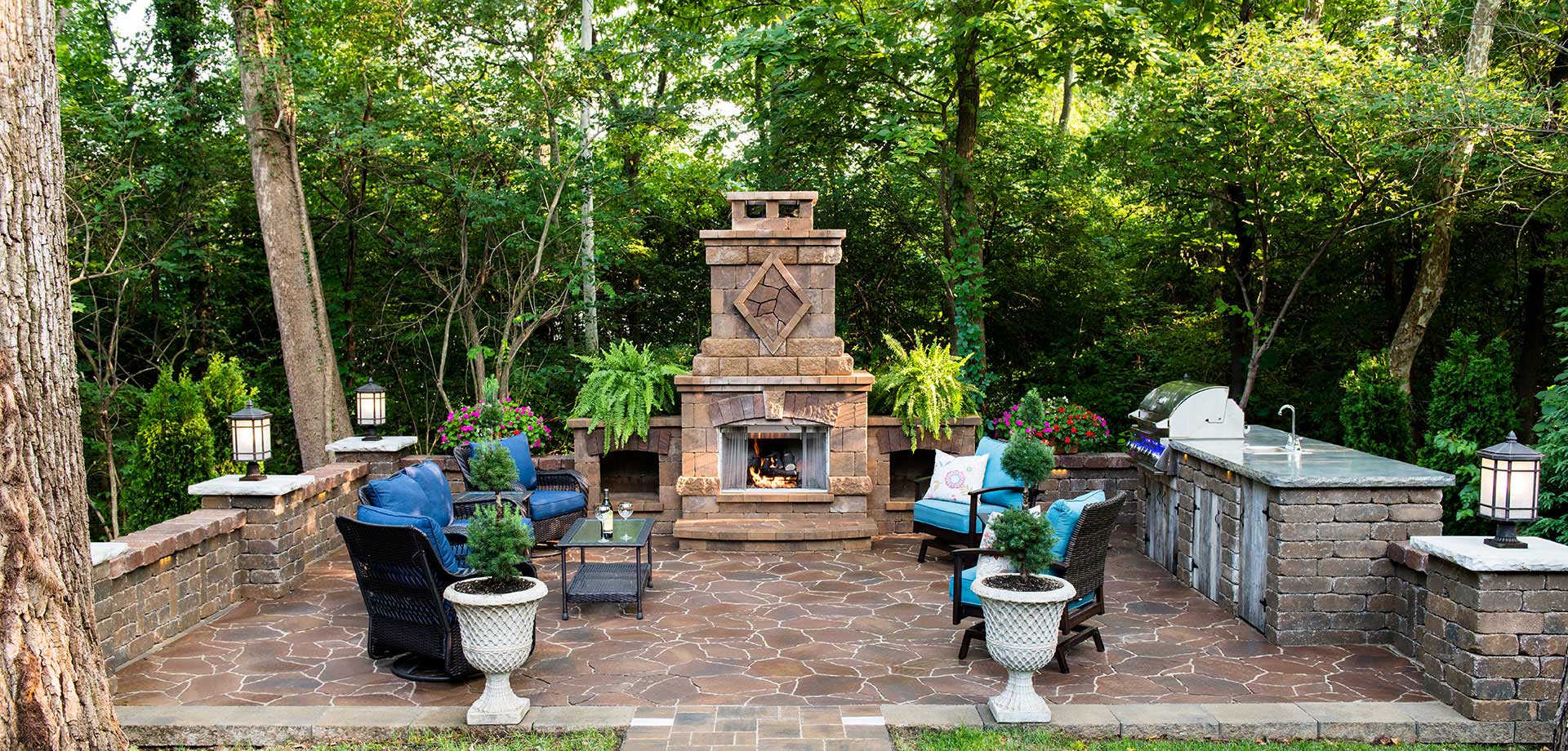 St Louis Select Custom Outdoor Fireplace